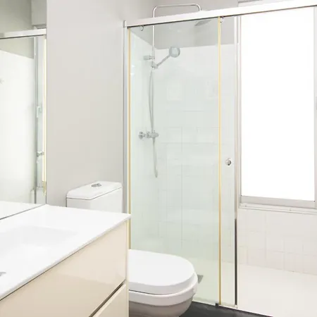 Ag Luxury En Primera Linea Con Piscina Willa