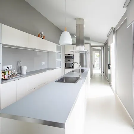 Ag Luxury En Primera Linea Con Piscina ヴィラ Razo